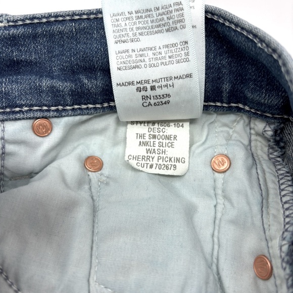 MOTHER High Rise The Swooner Ankle Slice Jeans in I Wet My Plants Medium Wash - Picture 11 of 13